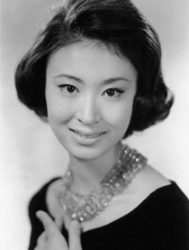 三田佳子